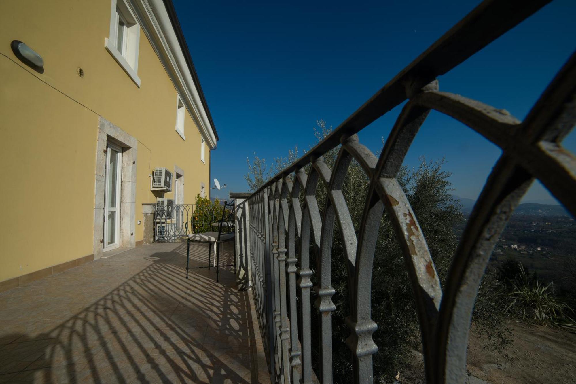 Residenza Lucio Alfio Bed & Breakfast Veroli Exterior foto